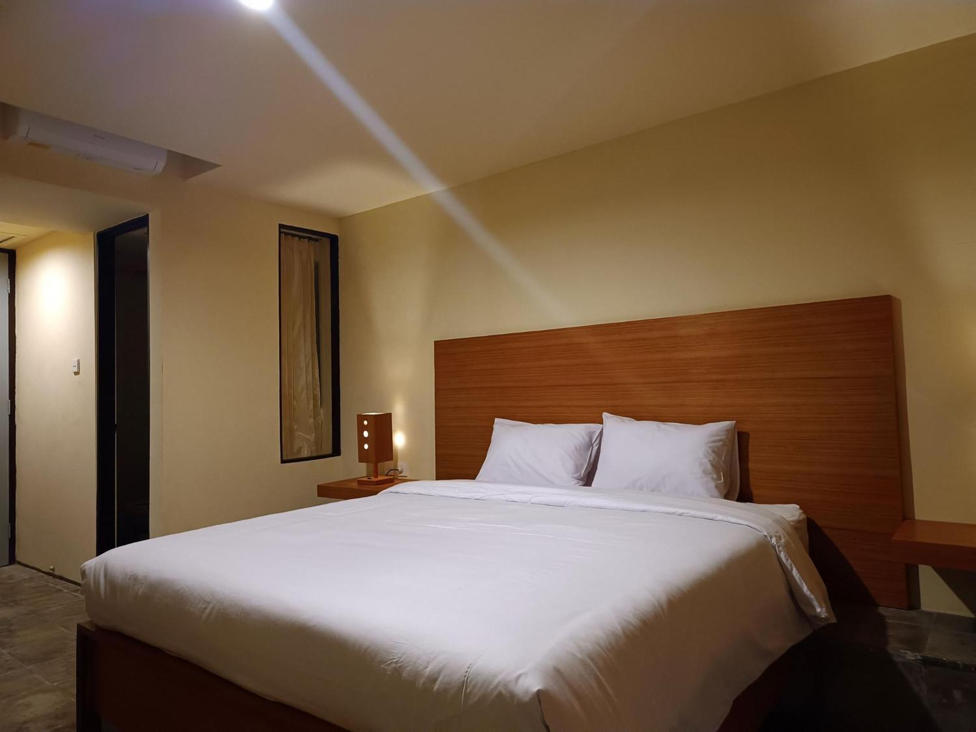 Kuta Living By Kamara Hotel Екстериор снимка