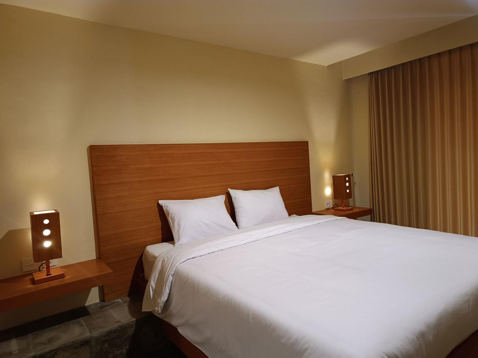 Kuta Living By Kamara Hotel Екстериор снимка