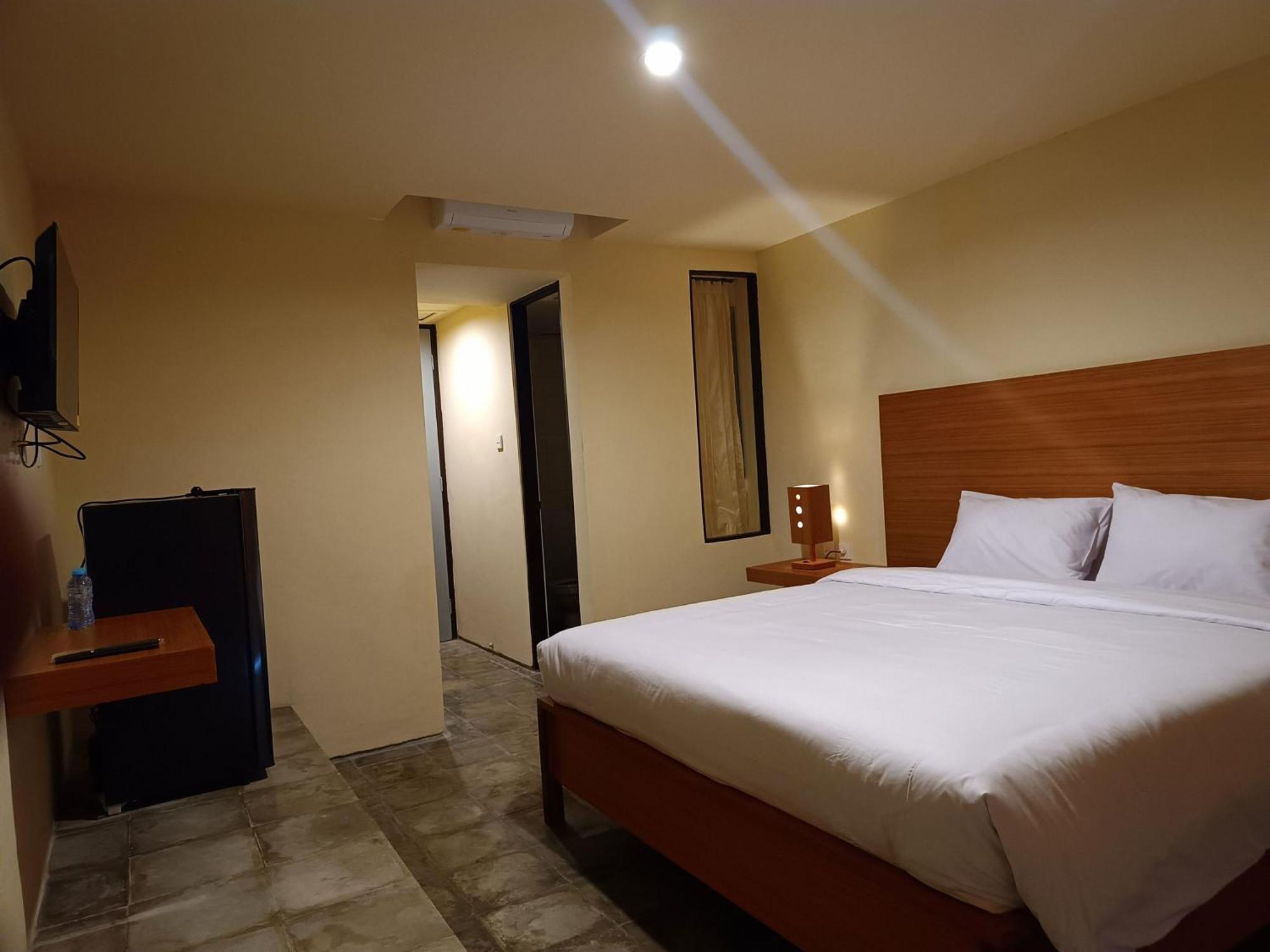 Kuta Living By Kamara Hotel Екстериор снимка